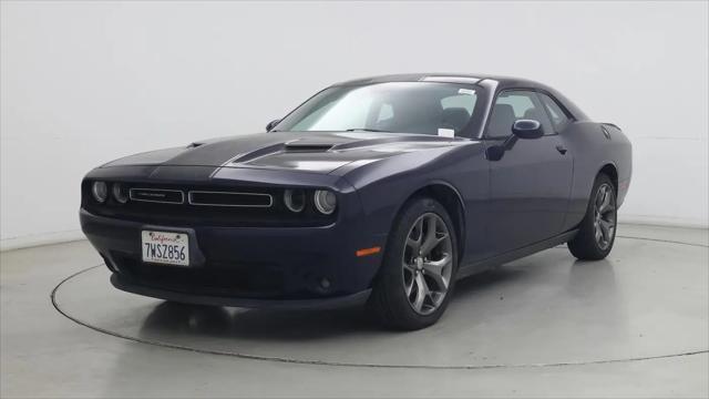 2016 Dodge Challenger SXT Plus