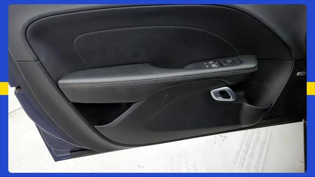 2016 Dodge Challenger SXT Plus