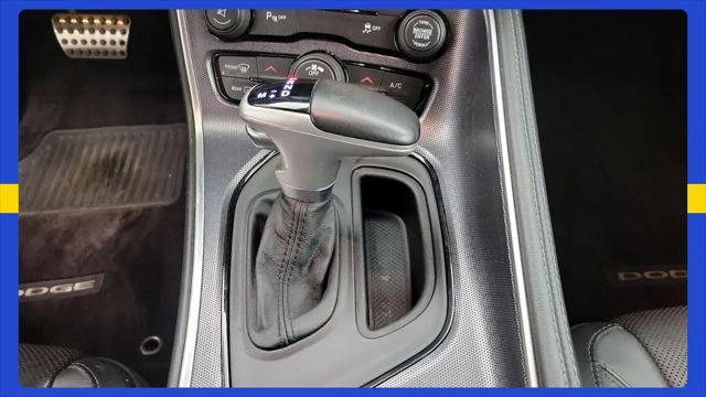 2016 Dodge Challenger SXT Plus