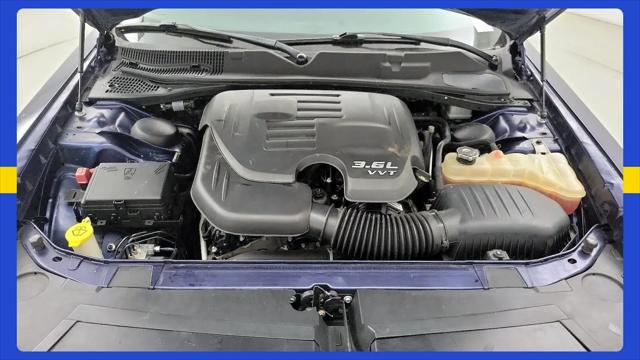 2016 Dodge Challenger SXT Plus