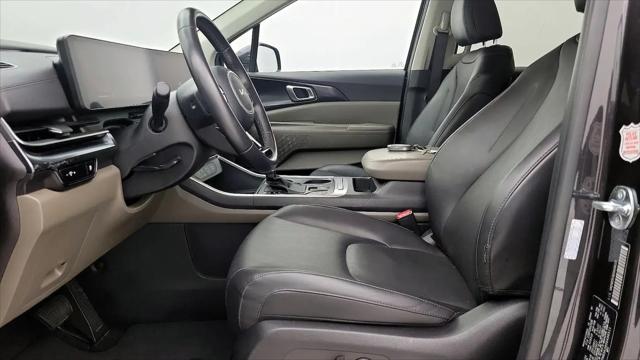 2025 Kia Carnival MPV LXS