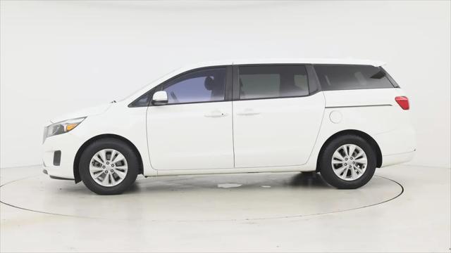 2017 Kia Sedona LX
