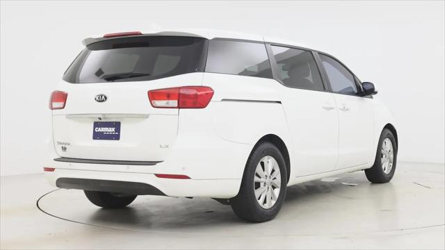 2017 Kia Sedona LX