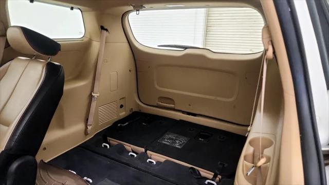 2017 Kia Sedona LX