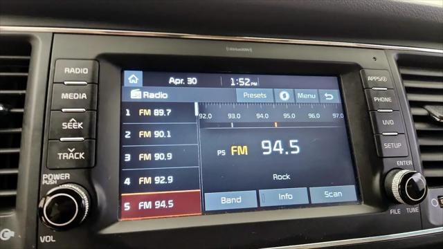 2017 Kia Sedona LX