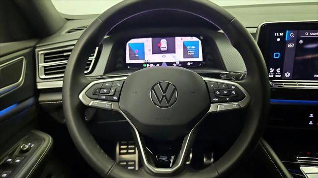 2025 Volkswagen Atlas Cross Sport 2.0T SEL R-Line Black
