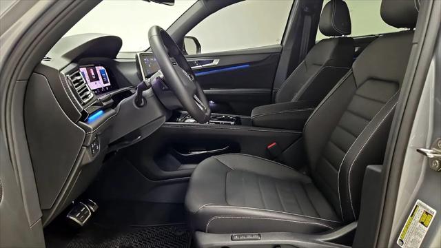 2025 Volkswagen Atlas Cross Sport 2.0T SEL R-Line Black