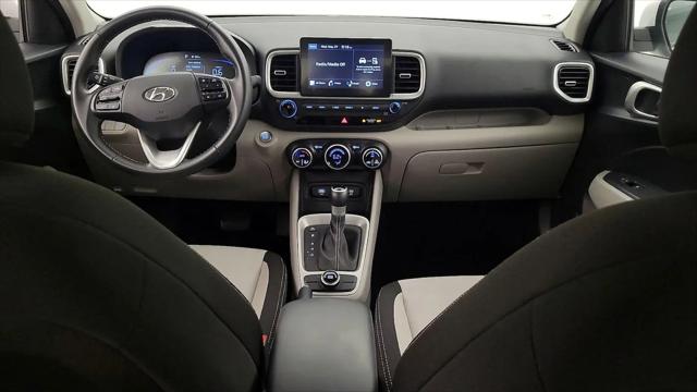 2025 Hyundai Venue SEL