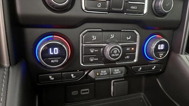 2023 Chevrolet Suburban 4WD LT
