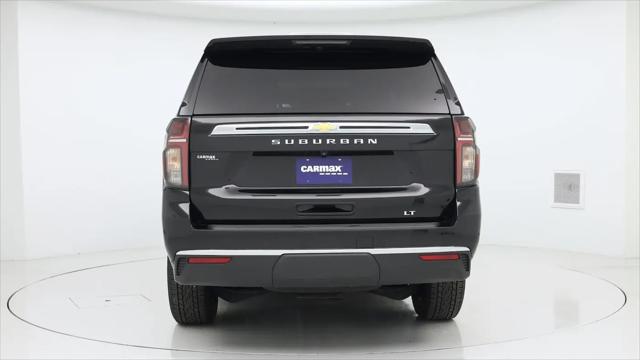 2023 Chevrolet Suburban 4WD LT