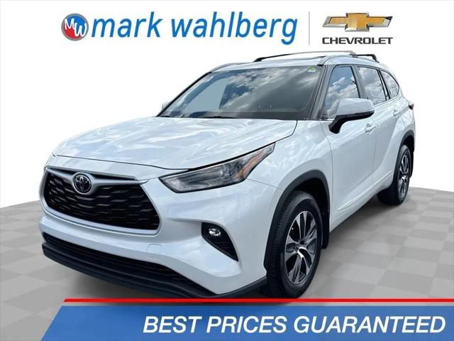 2023 Toyota Highlander XLE for sale in Columbus, OH