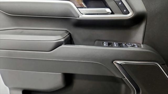 2024 GMC Sierra 1500 4WD Crew Cab Short Box Elevation with 3VL