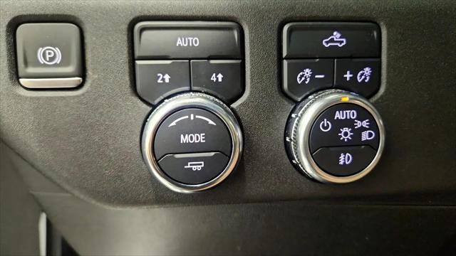 2024 GMC Sierra 1500 4WD Crew Cab Short Box Elevation with 3VL