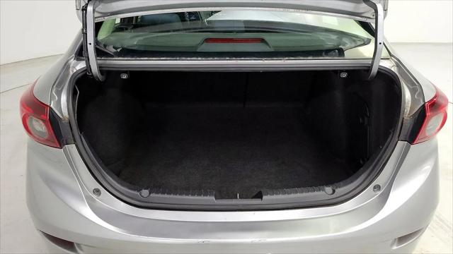 2015 Mazda Mazda3 i Sport