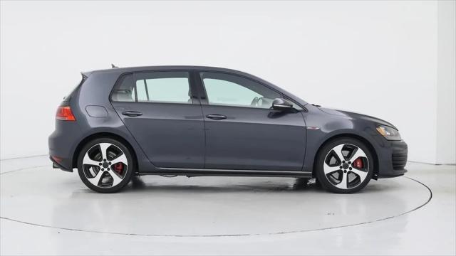 2017 Volkswagen Golf GTI SE 4-Door