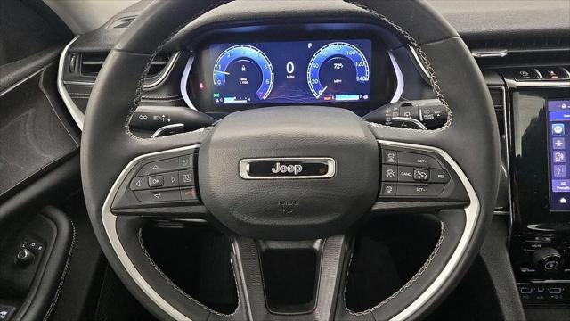 2023 Jeep Grand Cherokee Laredo 4x4