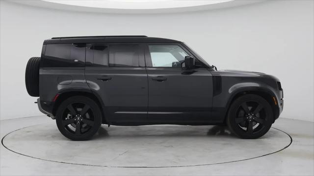 2022 Land Rover Defender 110 X-Dynamic SE