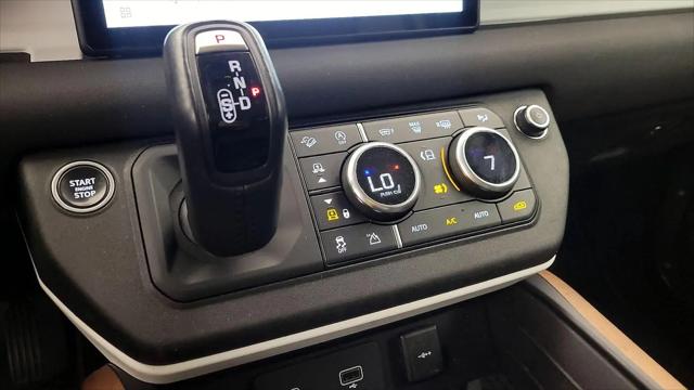 2022 Land Rover Defender 110 X-Dynamic SE
