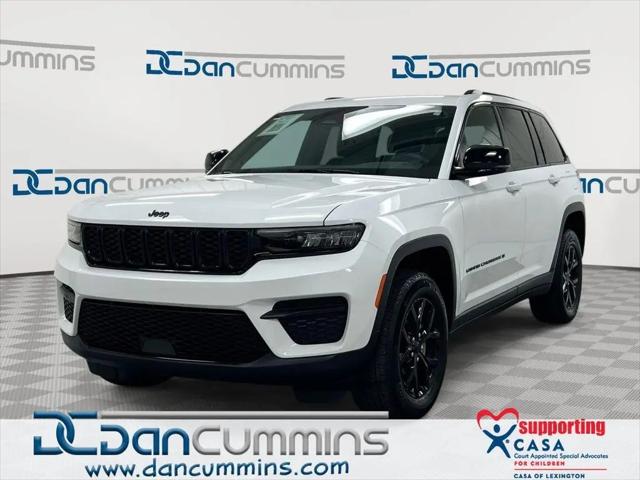 2025 Jeep Grand Cherokee Altitude 4x4 for sale in Paris, KY