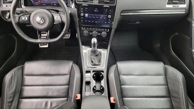 2019 Volkswagen Golf R 2.0T w/DCC & Navigation