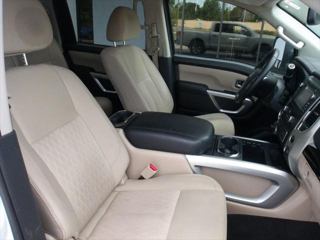 2018 Nissan Titan SV