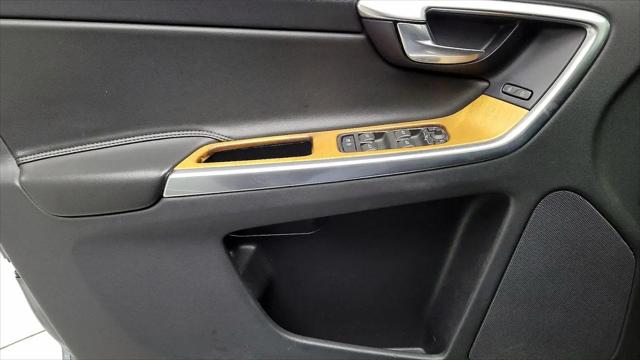 2017 Volvo XC60 T5 Inscription