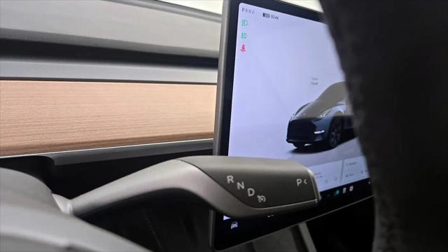 2024 Tesla Model Y Long Range Dual Motor All-Wheel Drive