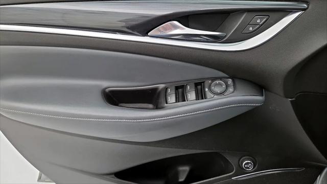 2023 Buick Enclave Essence AWD