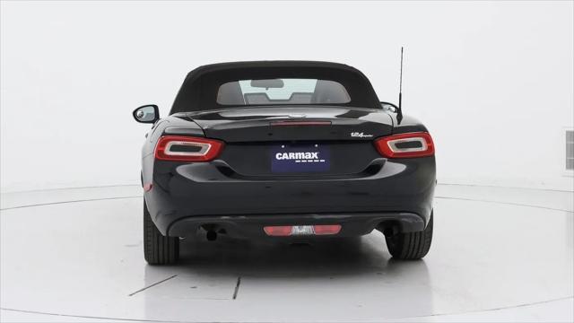 2017 Fiat 124 Spider Classica