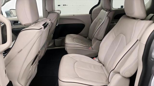 2018 Chrysler Pacifica Hybrid Limited