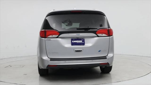 2018 Chrysler Pacifica Hybrid Limited