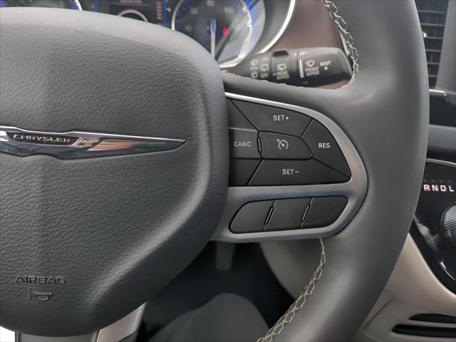 2024 Chrysler Voyager LX