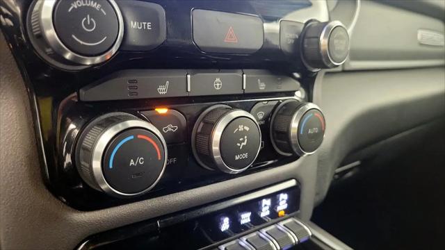 2022 Ram 1500 Big Horn Crew Cab 4x4 5'7" Box