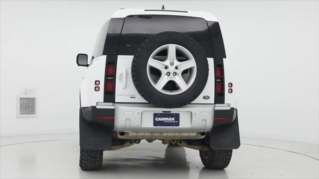 2023 Land Rover Defender 90 SE