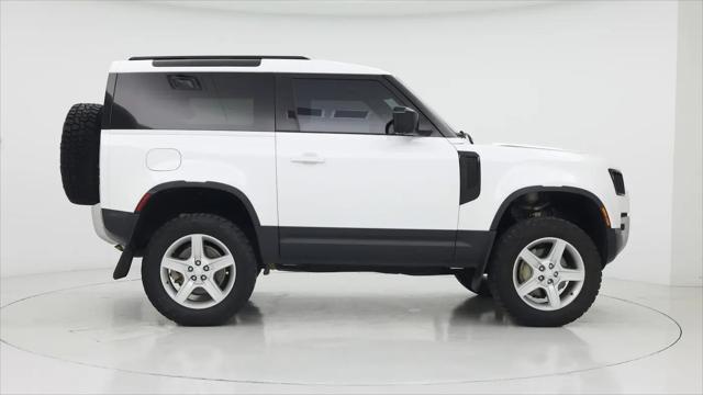 2023 Land Rover Defender 90 SE