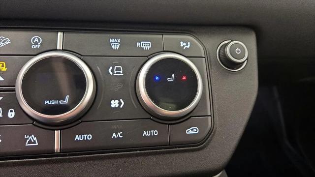 2023 Land Rover Defender 90 SE