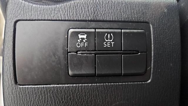 2019 Toyota Yaris XLE