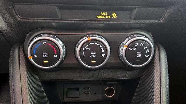 2019 Toyota Yaris XLE