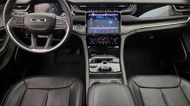 2023 Jeep Grand Cherokee 30th Anniversary