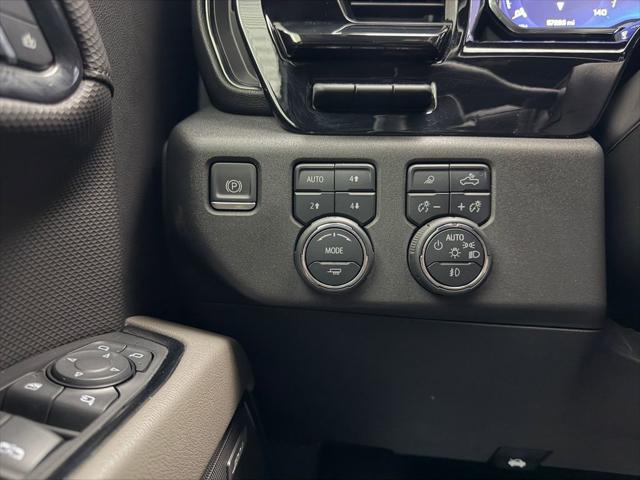 2023 Chevrolet Silverado 1500 4WD Crew Cab Short Bed ZR2