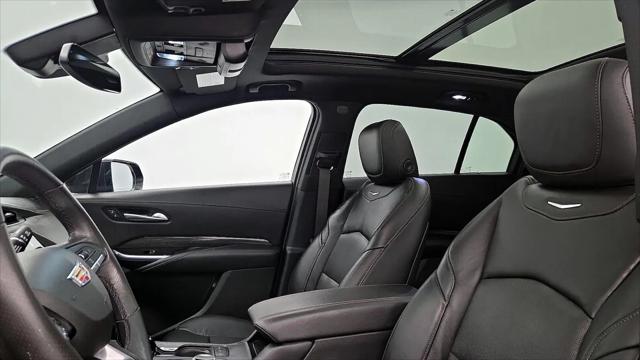2023 Cadillac XT4 AWD Sport
