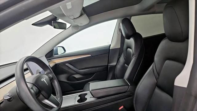 2022 Tesla Model 3 Rear-Wheel Drive