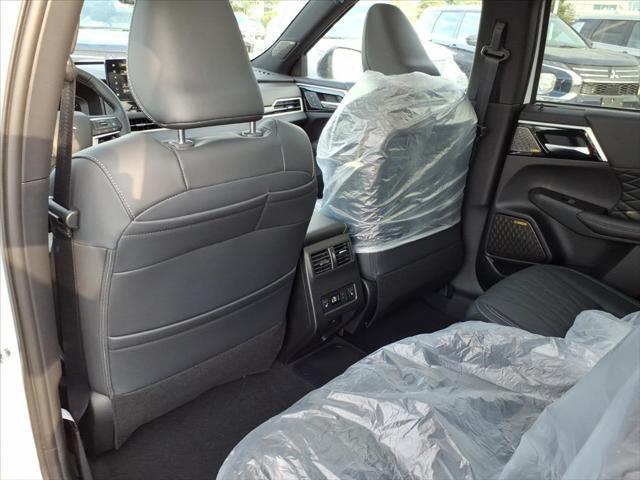 2026 Mitsubishi Outlander PHEV Black Edition S-AWC