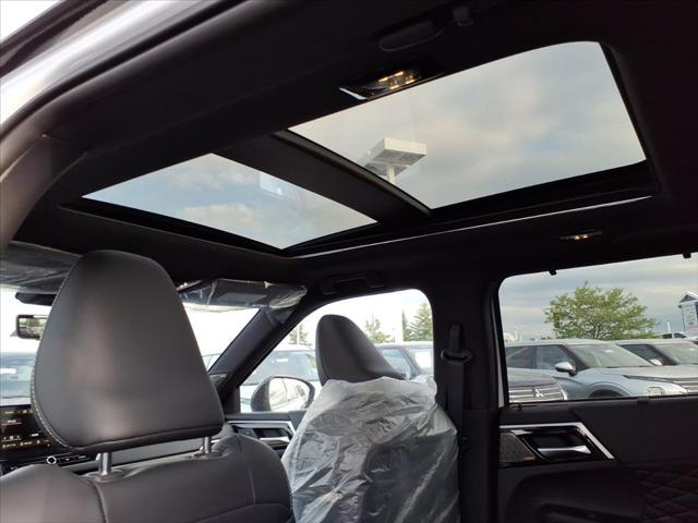 2026 Mitsubishi Outlander PHEV Black Edition S-AWC