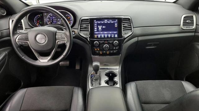 2020 Jeep Grand Cherokee Altitude 4x2