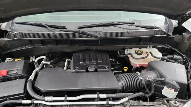 2023 Chevrolet Silverado 1500 4WD Double Cab Standard Bed LT with 2FT