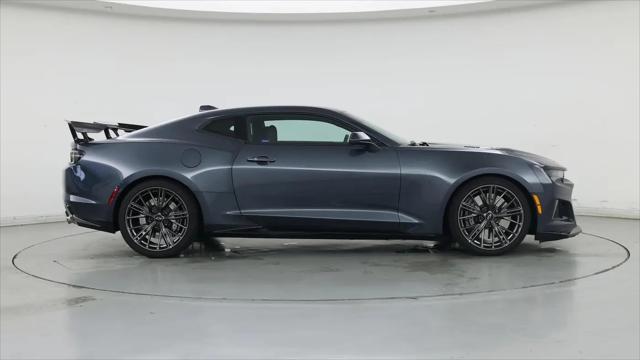2022 Chevrolet Camaro RWD Coupe ZL1