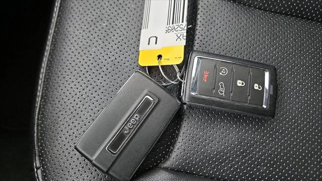 2023 Jeep Grand Cherokee L Limited 4x4