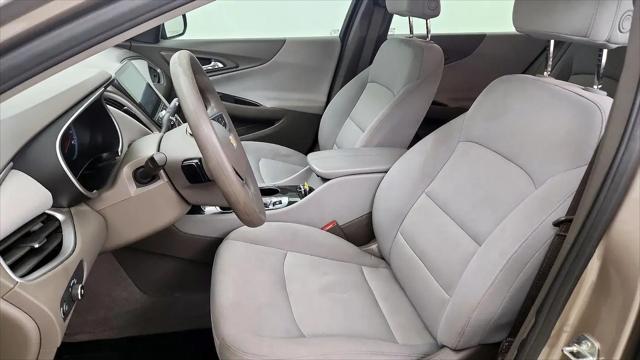 2022 Chevrolet Malibu FWD LT
