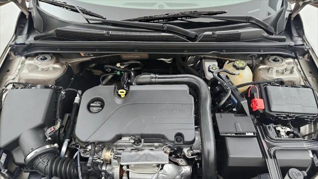2022 Chevrolet Malibu FWD LT